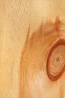 Zirbelkiefer (Pinus cembra) – tangentiale Oberfläche (natürliche Größe)