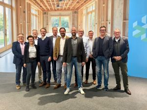 Foto © von links: Jens Blume, Martina Saalfrank, Rolf von Loßberg, Matthias Roeren, Kai Cording, Maximilian Habisreutinger, Michael Kahrs, Dietmar Reith, Thomas Goebel, Philipp Zumsteg und Martin Geiger